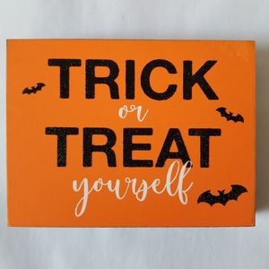 Halloween Block Decor  / hang in the wall